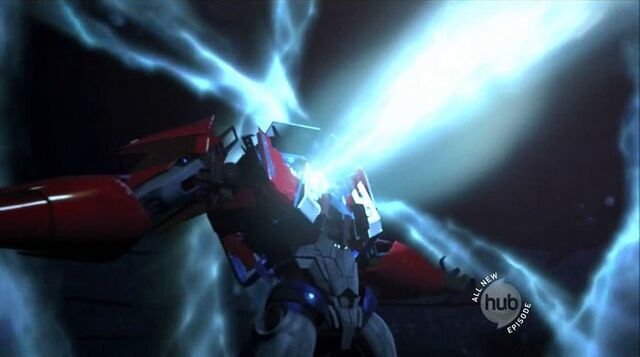 File:Prime-optimusprime-s01e26-matrixunleashed.jpg