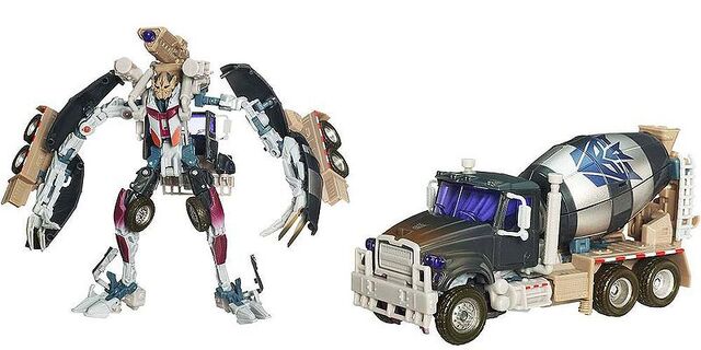 File:Rotf-mixmaster-toy-voyager.jpg