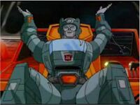 Kup waving arms