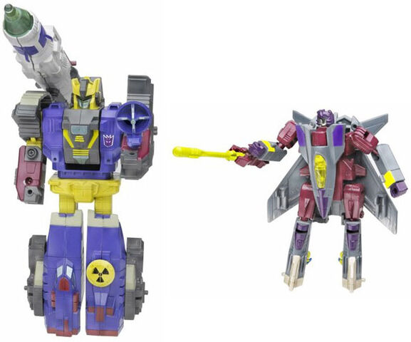 File:Universe Soundwave&Space-Case toy.jpg