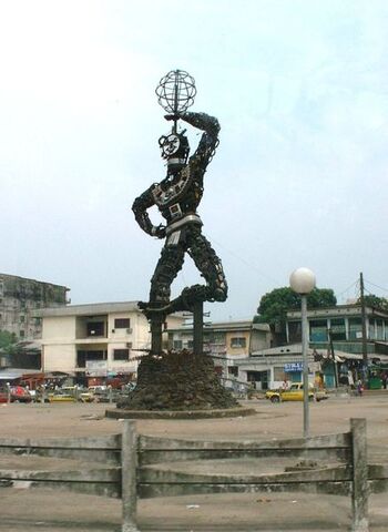 File:DoualaStatue.jpg