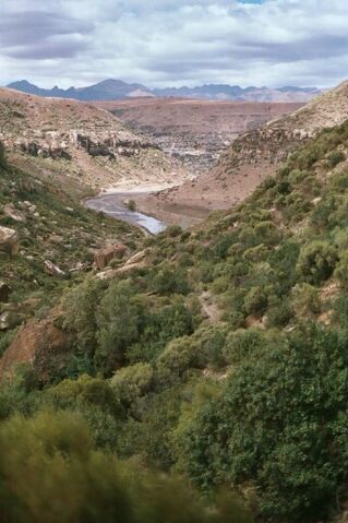 File:Lesotho Makhaleng.jpg