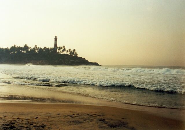File:KovalamBeach.jpg