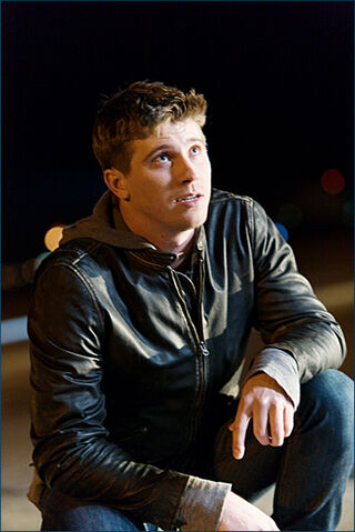 File:Sam flynn parachute2.jpg