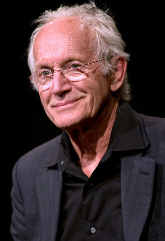 File:Lance Henriksen cropped.jpg