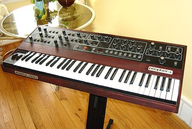 File:Prophet5.jpg