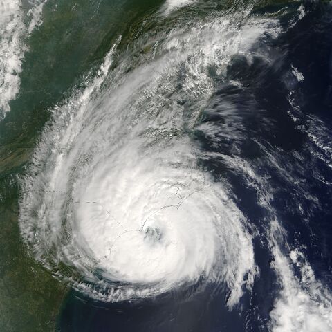 File:Hurricane Ophelia 9142005.jpg