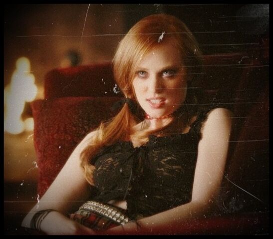 File:Jessica-true-blood-15382958-566-496.jpg