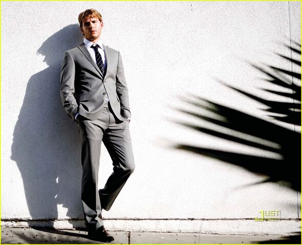 File:Ryan-kwanten-august-man-magazine-march-2010-07.jpg