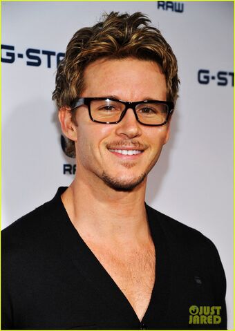 Archivo:RyanKwanten004.jpg