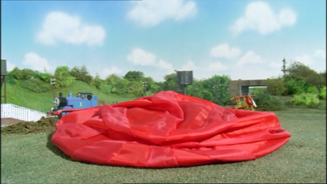 File:JamesandtheRedBalloon12.png