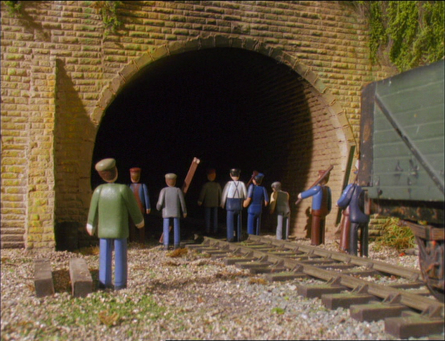 File:HenryandtheElephant33.png