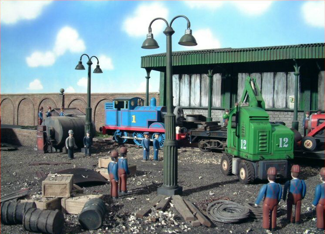 File:ThomasandtheMolesBehindtheScenes.png