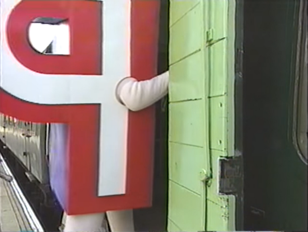 File:HelloThomasandJames52.png