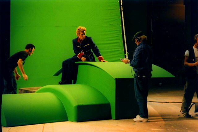 File:JuniorBehindtheScenes.jpg