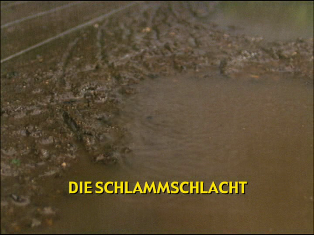 File:MudGloriousMudGermantitlecard.png