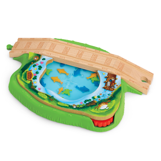 File:WoodenRailwaySpinAndSwimLilyPondBridge.png