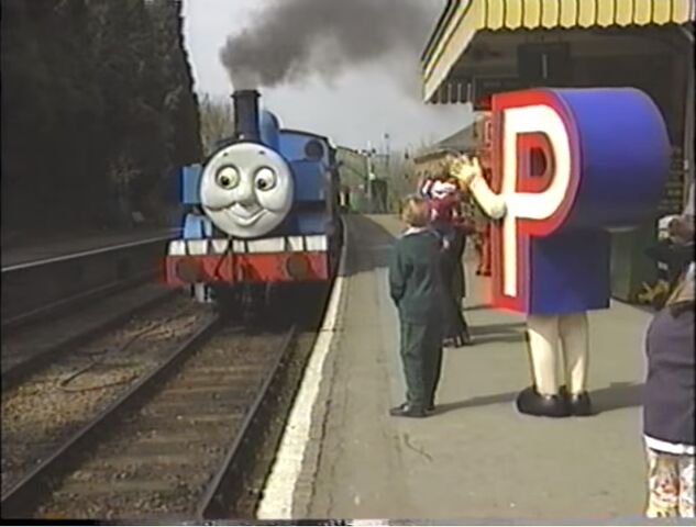 File:HelloThomasandJames11.jpg