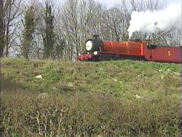 File:HelloThomasandJames93.png