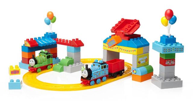 File:MegaBloksHappyBirthdayThomas.jpg
