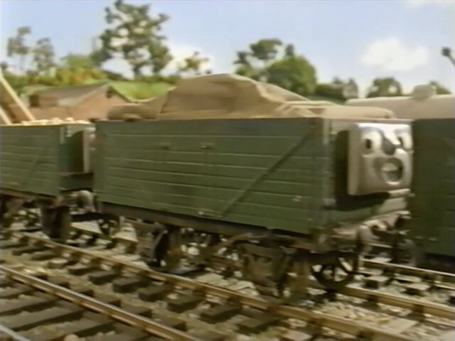 File:ToadStandsByDeletedScene3.jpg