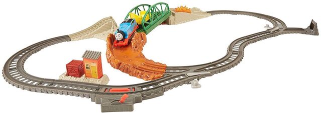 File:TrackMasterDaringDerailSet.jpg