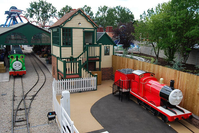 File:KnapfordDraytonManor.jpg