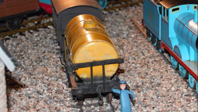 File:FuelTankerNitrogenStudios.png