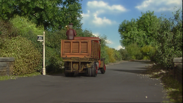 File:ThomasandtheTuba41.png