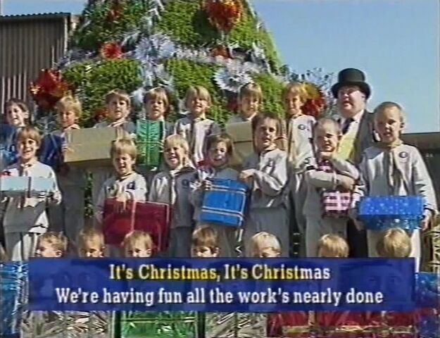 File:Thomas'sChristmasSong5.jpg