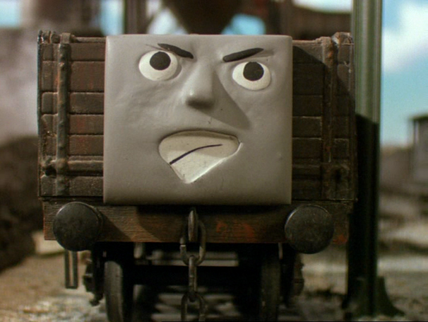 File:OliverOwnsUp35.png