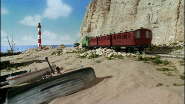 File:JamesandtheRedBalloon1.png