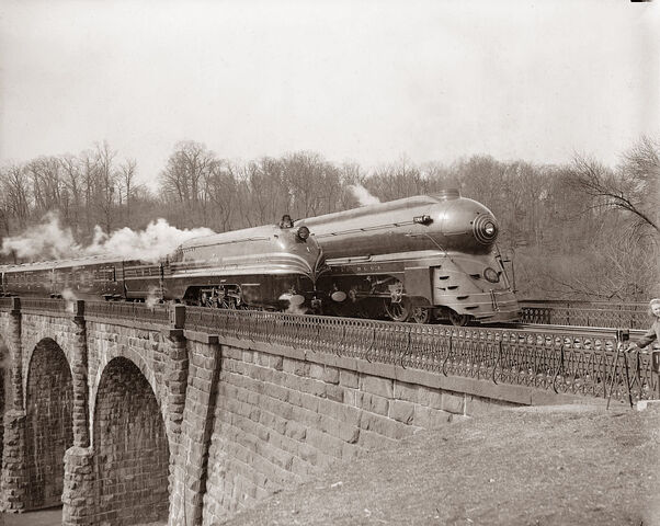 File:DuchessofHamiltoninMarylandUS1939.jpg