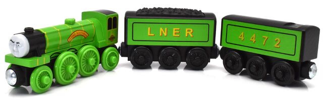File:WoodenRailwayFlyingScotsman2013.jpg