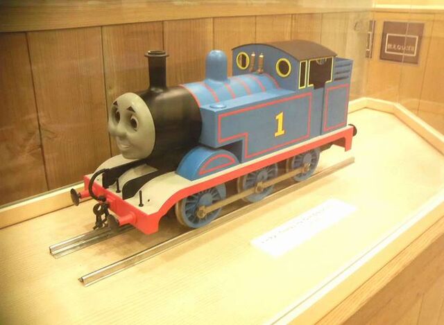 File:ThomasTownThomas'LargeScaleModelFromThePack.jpg