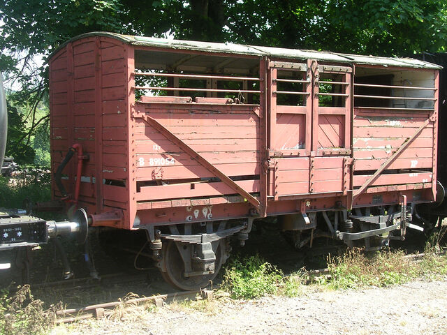 File:CattleWagon.jpg