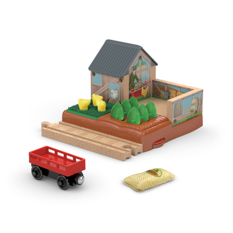 File:WoodenRailwayMcColl'sFarmChickenCoop.png