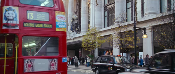 File:ThomasPosterInLoveActually.png