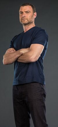 Liev Schreiber 3