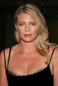 Peta Wilson 2