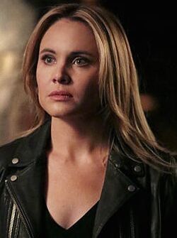 Leah Pipes 3