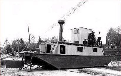 File:Alligator tug.jpg