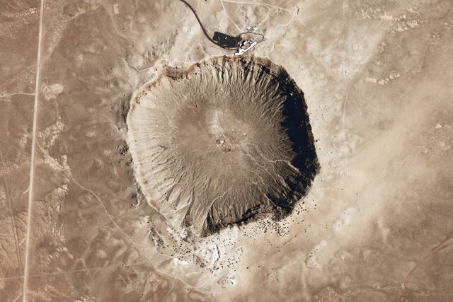 File:MeteorCrater.jpg