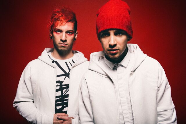 File:Blurryface Band Photo.jpg