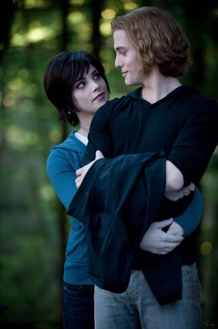 File:Alice&Jasper3.jpg