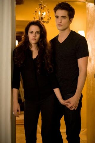File:Breaking-Dawn-Still-e1359436197938.jpg