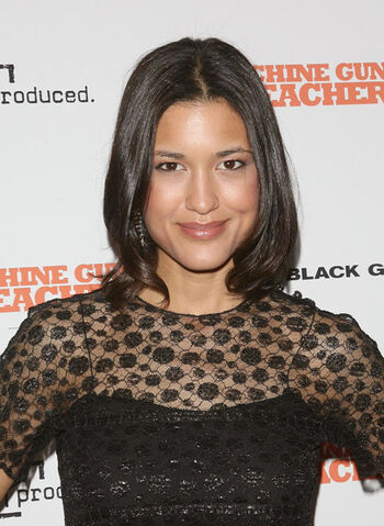 File:TodoTwilightSaga-Julia-Jones-5.jpg
