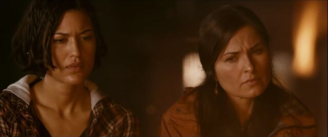 File:Sue-Leah-fire.jpg