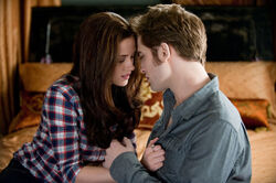 Bella-and-edward-eclipse.jpg