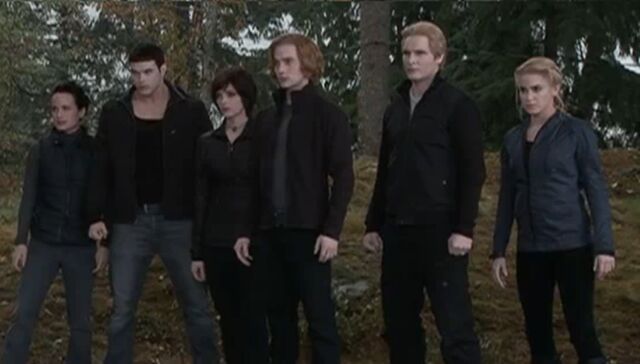 File:The Cullens 11.jpg